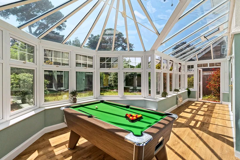 Conservatory games room with pool table, Airbnb photography London