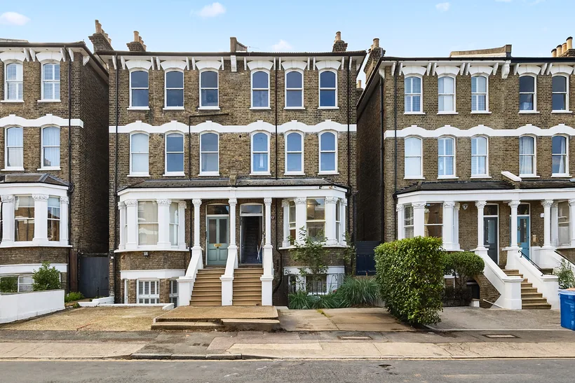 Symmetrical Victorian villa, estate agent photography London
